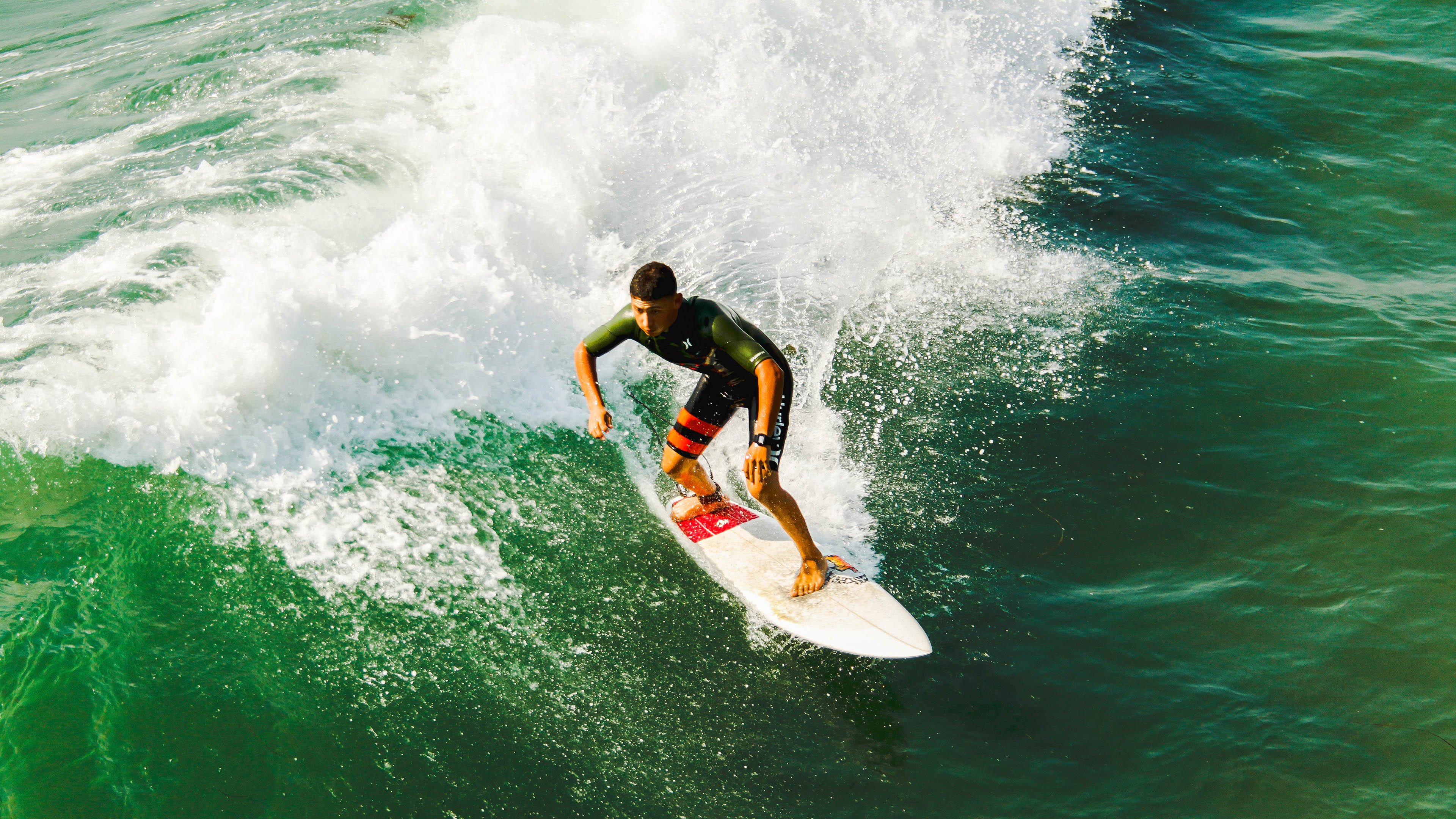 亚特兰大快节奏反击打穿传统防线，亚特兰大战术体系