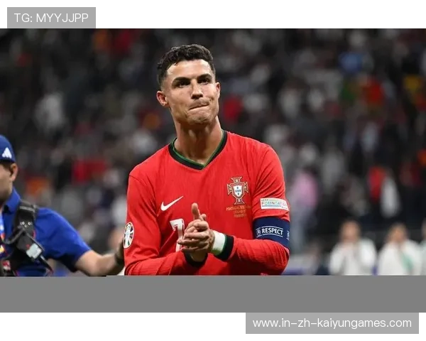 C罗社媒风波：私生活牵动商业帝国